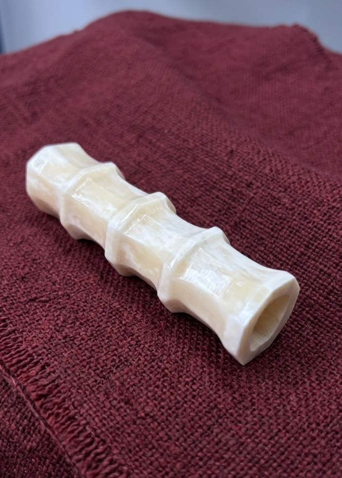 Römisches Schwertgriffstück aus Knochen - Typ Mainz / Pompeji (1.- frühes 2. Jahrhundert, ca. 10 cm)