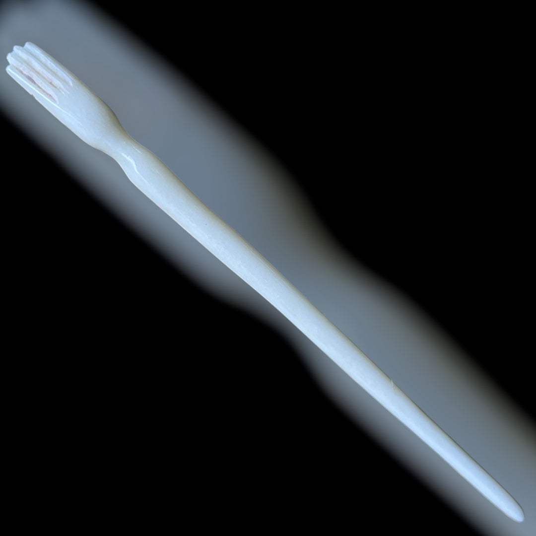 Römische Haarnadel mit ausgestreckter Hand aus Knochen - 1.-3. Jahrhundert, ca. 14 cm