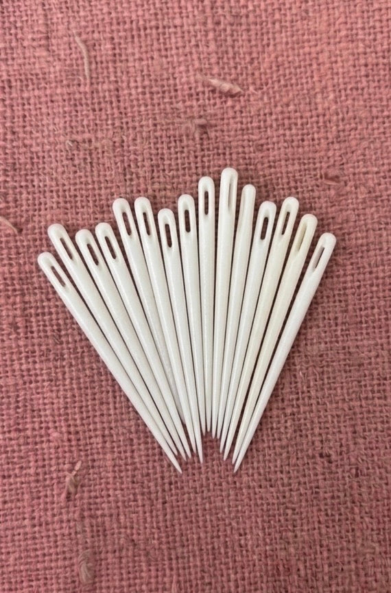Römische Nähnadeln aus Knochen - 1.-4. Jahrhundert, ca. 6cm