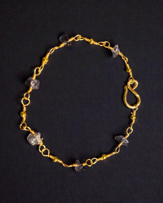 Römisches Armband mit Amethyst und vergoldeten Perlen